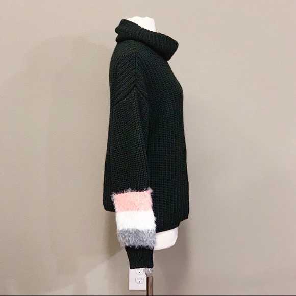 NWT MODCLOTH Cozy Sweater - Picture 3 of 7